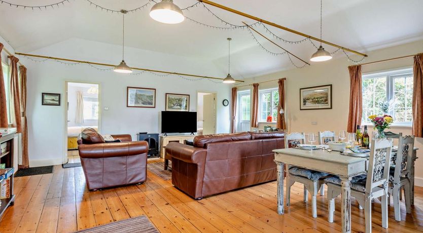 Photo of 2 Bed in Haytor