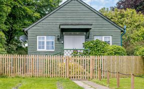 Photo of Log Cabin in South Devon