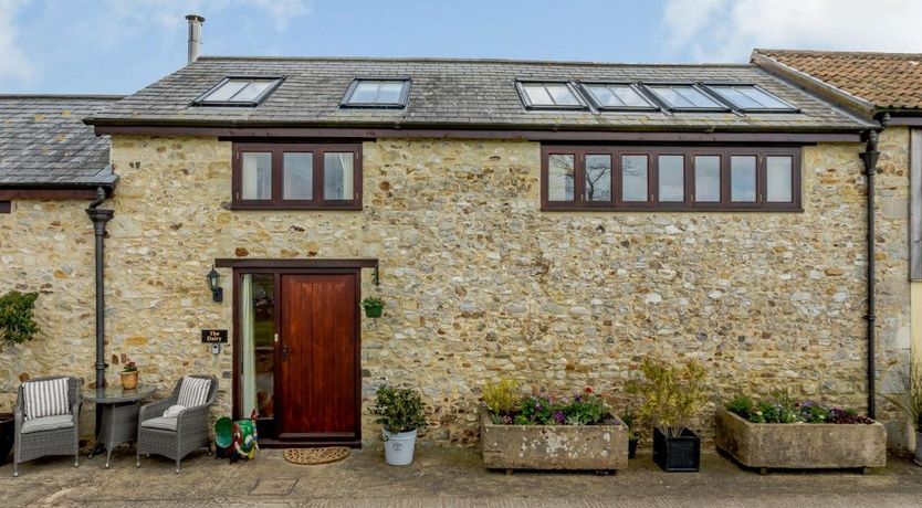 Photo of 2 Bed in Wyke