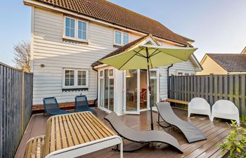 3 Bed in Camber Holiday Cottage