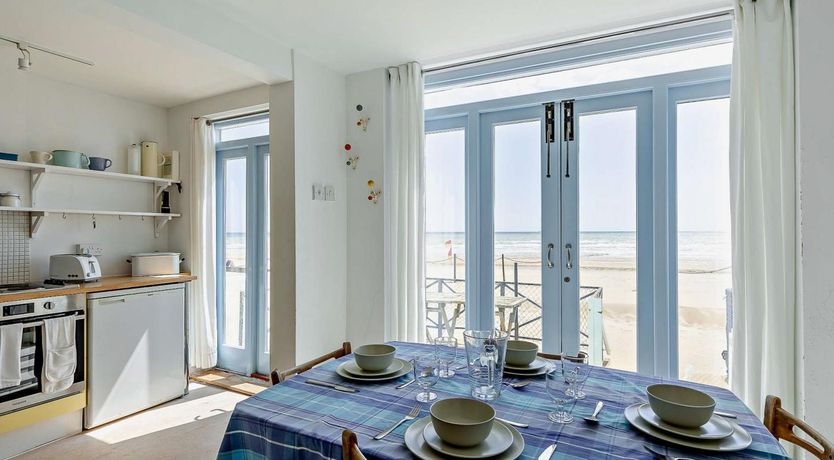 Photo of 3 Bed in Camber