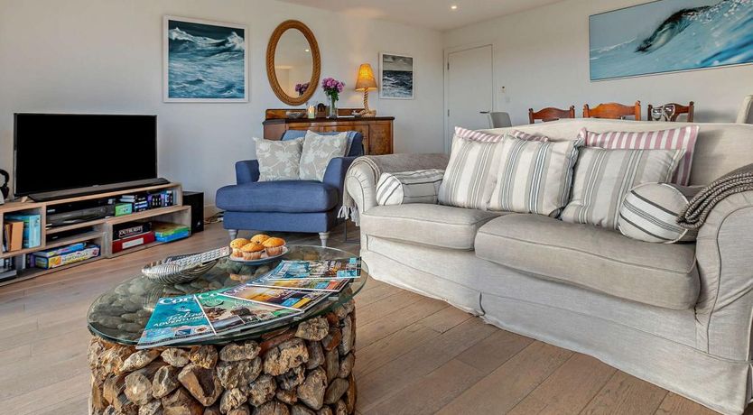 Photo of 2 Bed in Ruan Minor