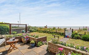 Photo of in Pevensey Bay (BT072)