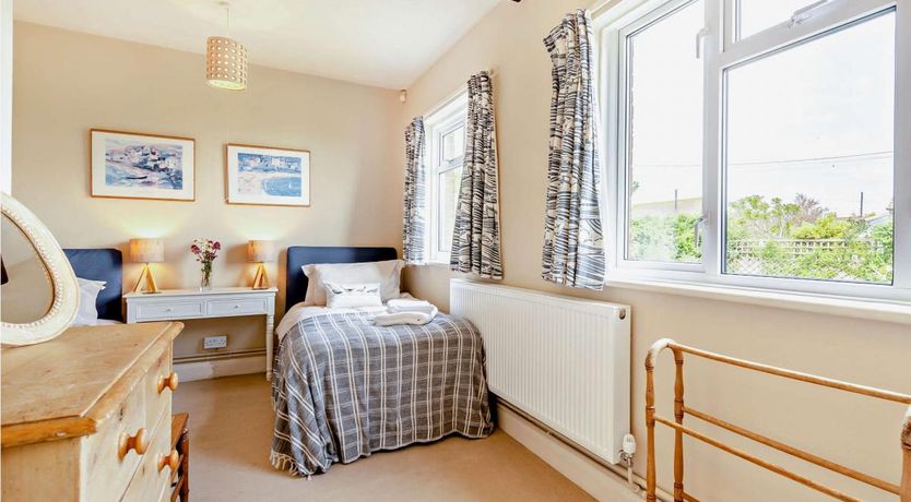 Photo of 3 Bed in Pevensey Bay