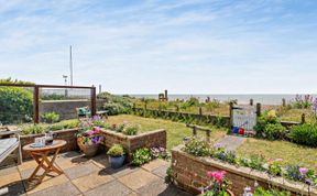 Photo of 3 Bed in Pevensey Bay