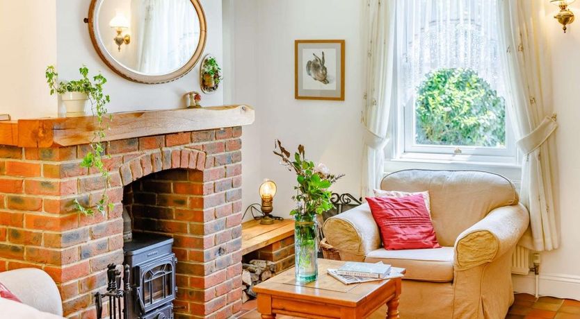 Photo of 2 Bed in Sway