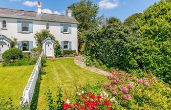 in Sway (NFL43) Holiday Cottage