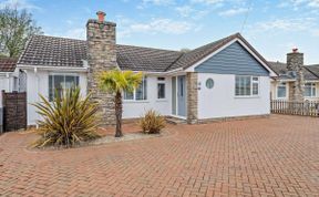 Photo of in Mudeford (NFL96)