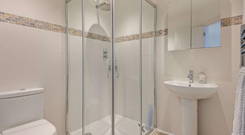 Photo of 3 Bed in Mudeford