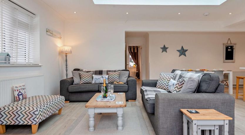 Photo of 3 Bed in Mudeford