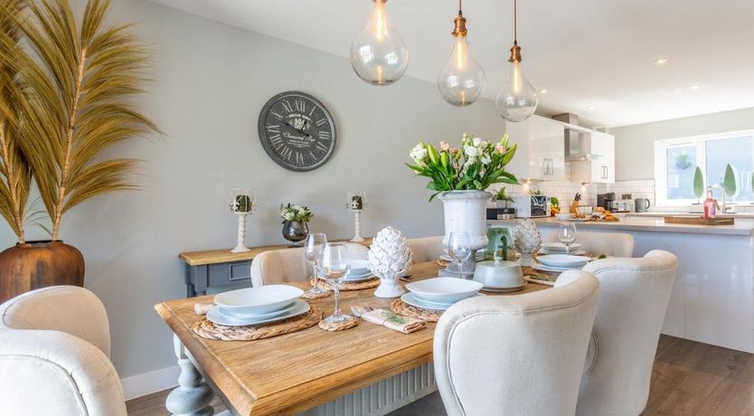 Photo of 3 Bed in Ilfracombe