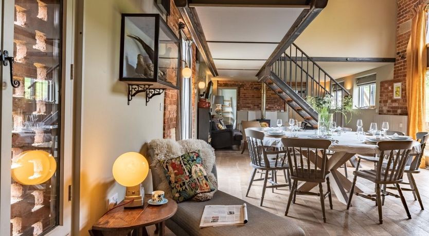 Photo of 6 Bed in Ludlow