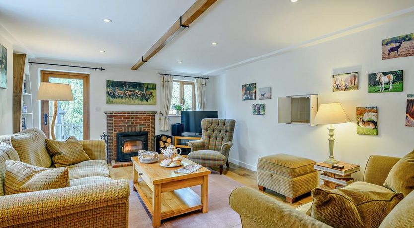 Photo of 4 Bed in Sway