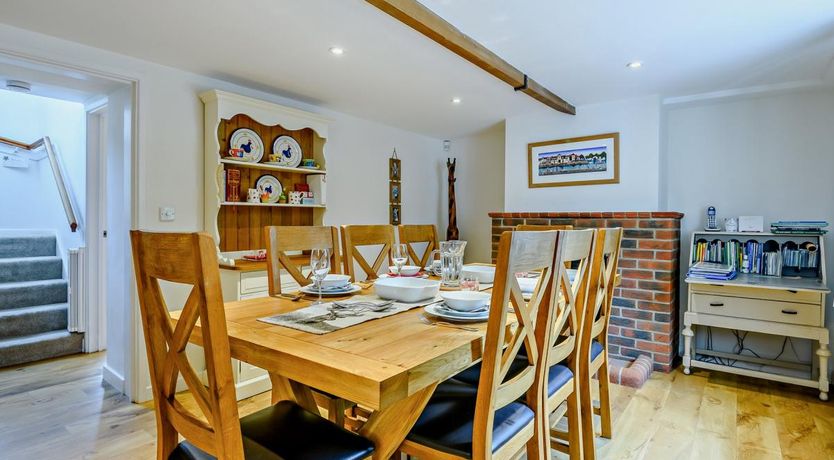 Photo of 4 Bed in Sway