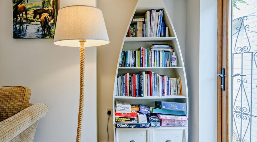 Photo of 4 Bed in Sway