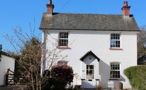 Photo of Cottage in Hampshire