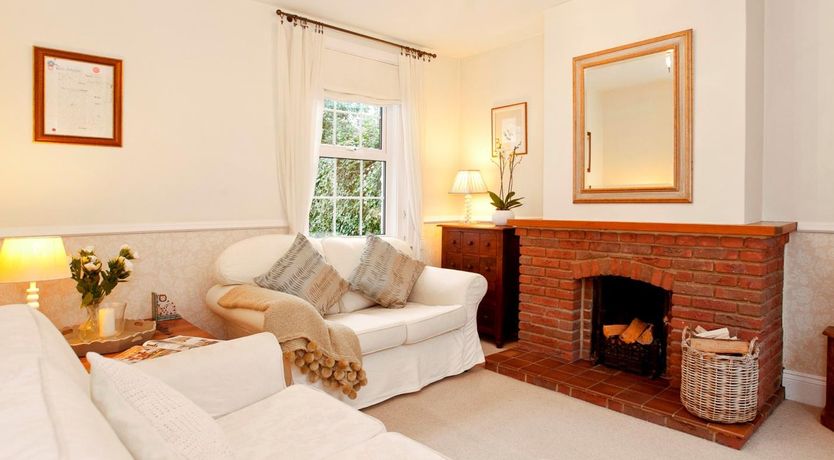 Photo of 3 Bed in Lymington