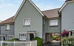 Photo of 4 Bed in Rye-