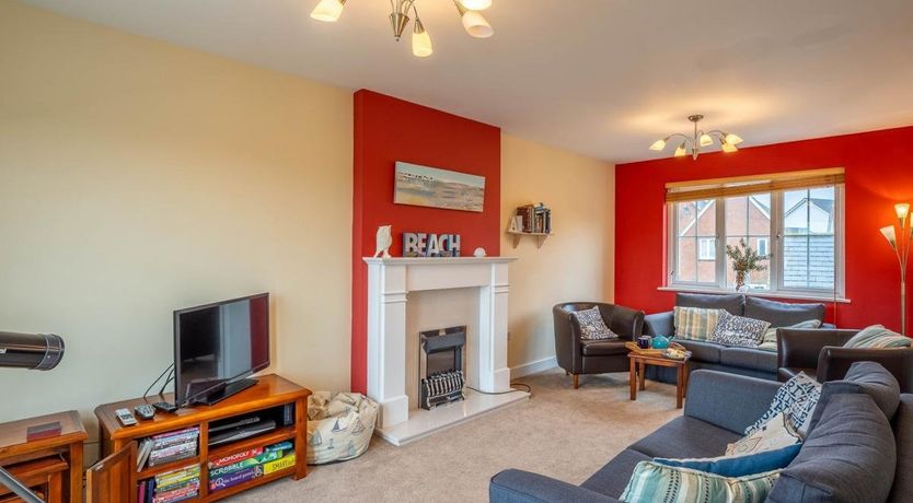 Photo of 4 Bed in Camber