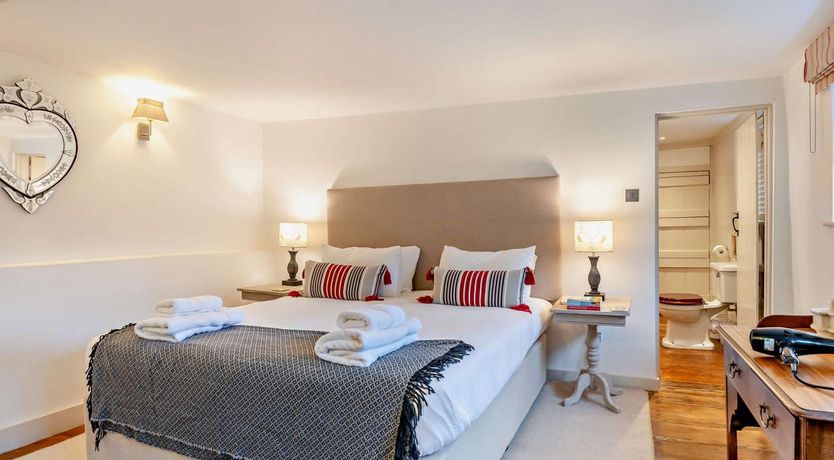 Photo of 3 Bed in Brockenhurst