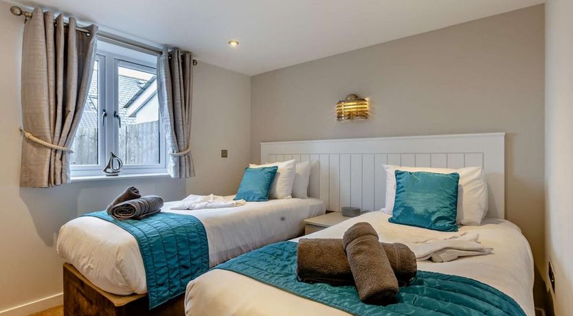 Photo of 2 Bed in Westward Ho