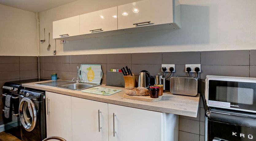 Photo of 1 Bed in Penzance