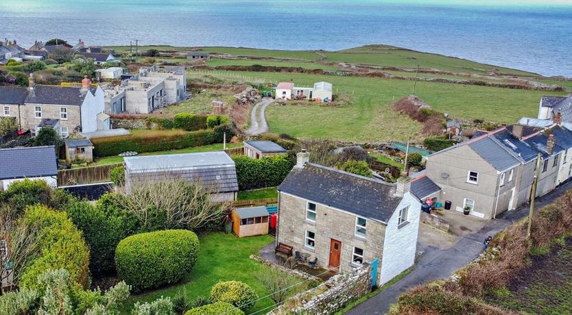 Photo of in Pendeen (47390)