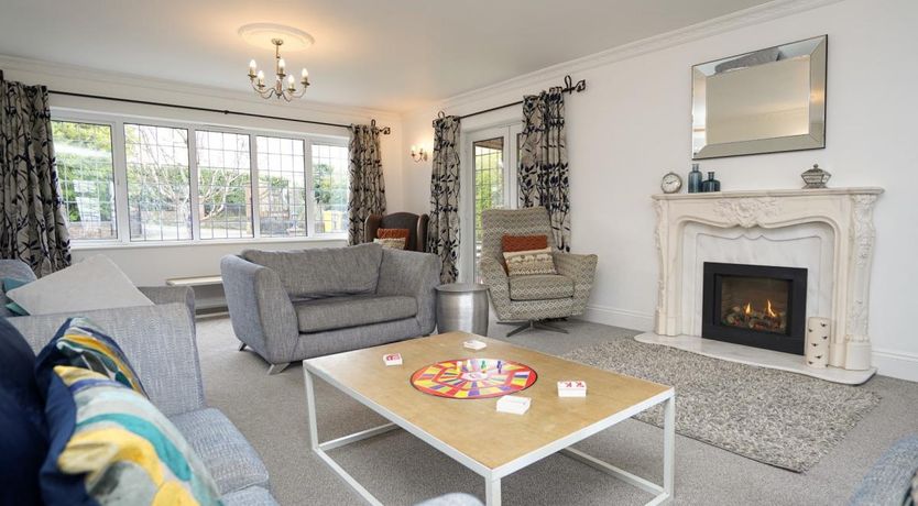 Photo of 6 Bed in Northam