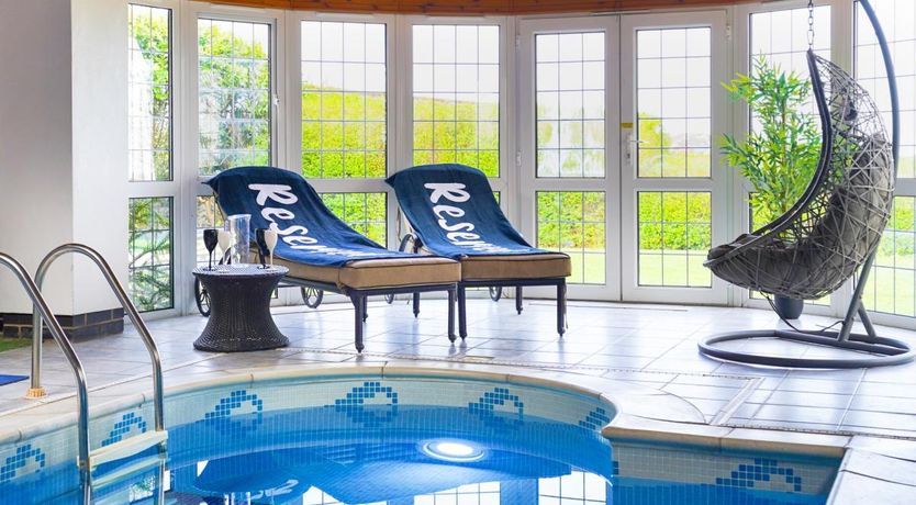 Photo of 6 Bed in Northam