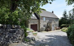 Photo of House in Derbyshire