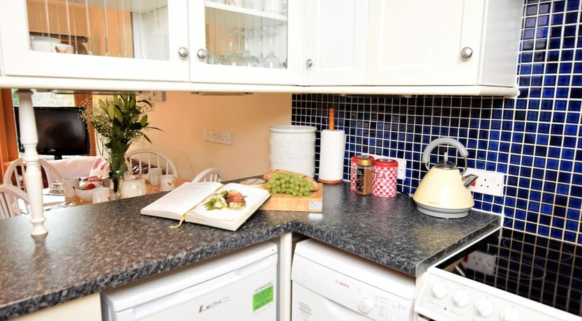 Photo of 2 Bed in Witney
