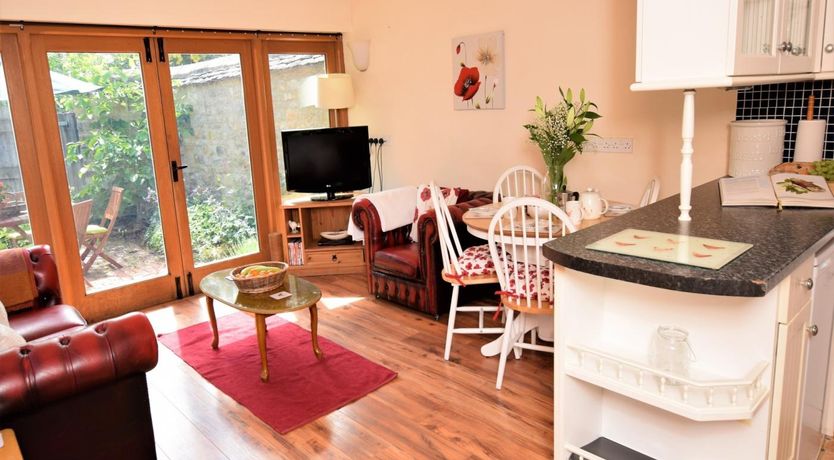Photo of 2 Bed in Witney
