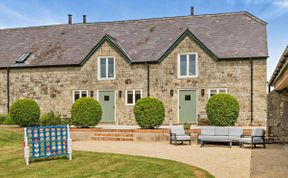 Photo of 1 Bed in Melbury Abbas