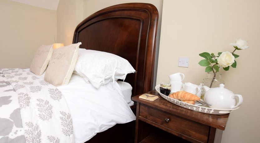 Photo of 2 Bed in Stow on the Wold