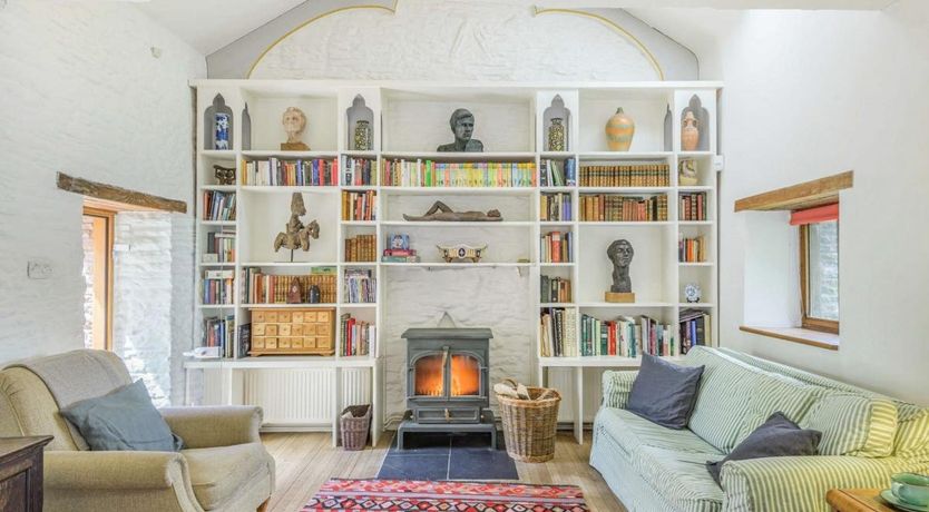 Photo of 1 Bed in Llanbedr