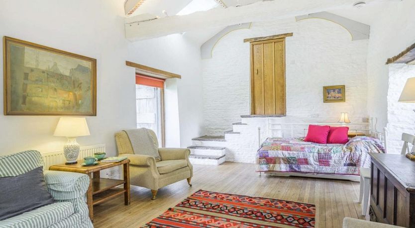 Photo of 1 Bed in Llanbedr