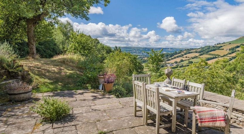 Photo of 1 Bed in Llanbedr