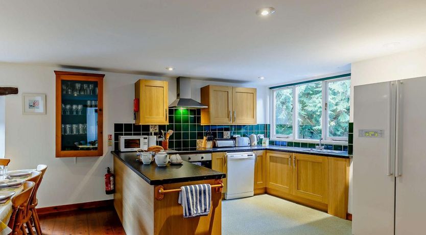 Photo of 4 Bed in Liskeard