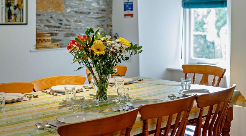 Photo of 4 Bed in Liskeard