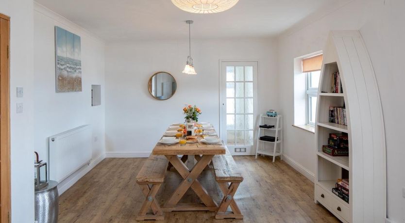 Photo of 4 Bed in Portmellon