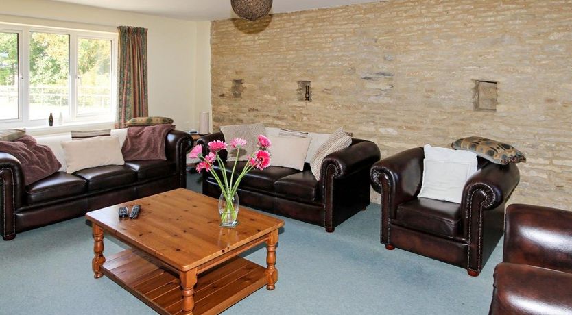 Photo of 4 Bed in Cote