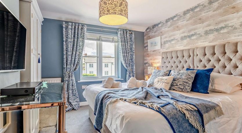 Photo of 3 Bed in Newquay