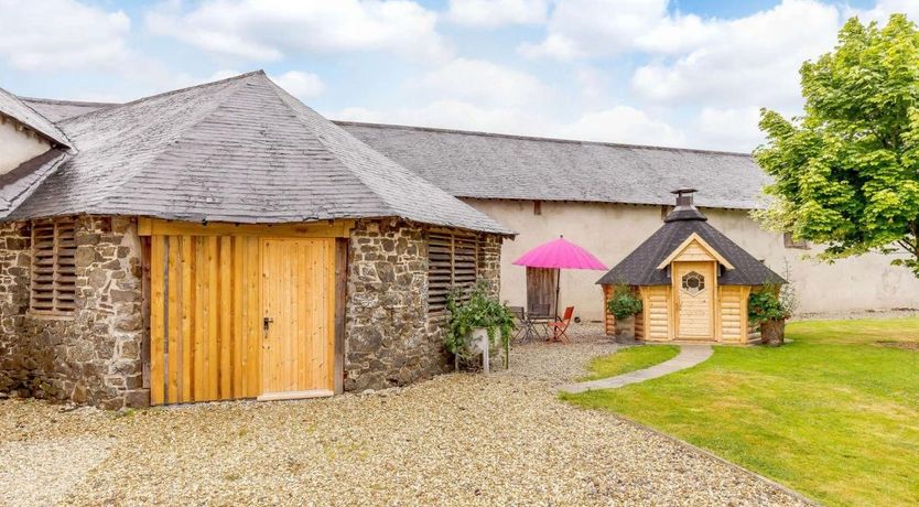 Photo of 4 Bed in Burrington