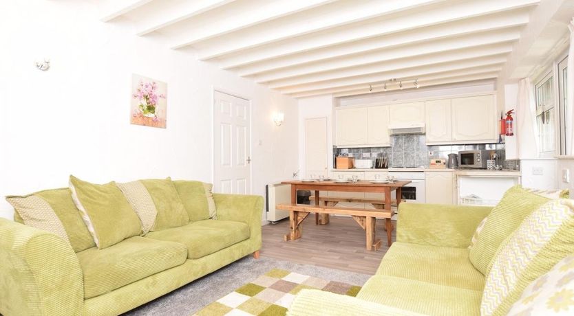 Photo of 3 Bed in Westward Ho