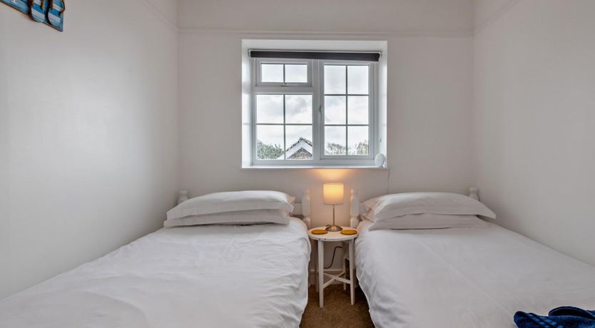 Photo of 4 Bed in Westward Ho