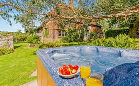 Photo of 4 Bed in Icklesham