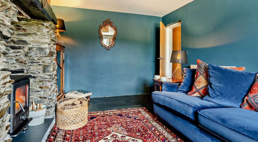 Photo of 5 Bed in Eglwysbach