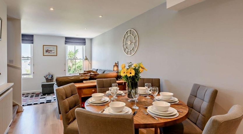 Photo of 3 Bed in Appledore