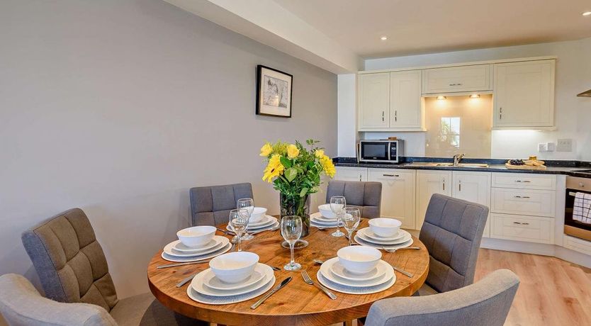 Photo of 3 Bed in Appledore