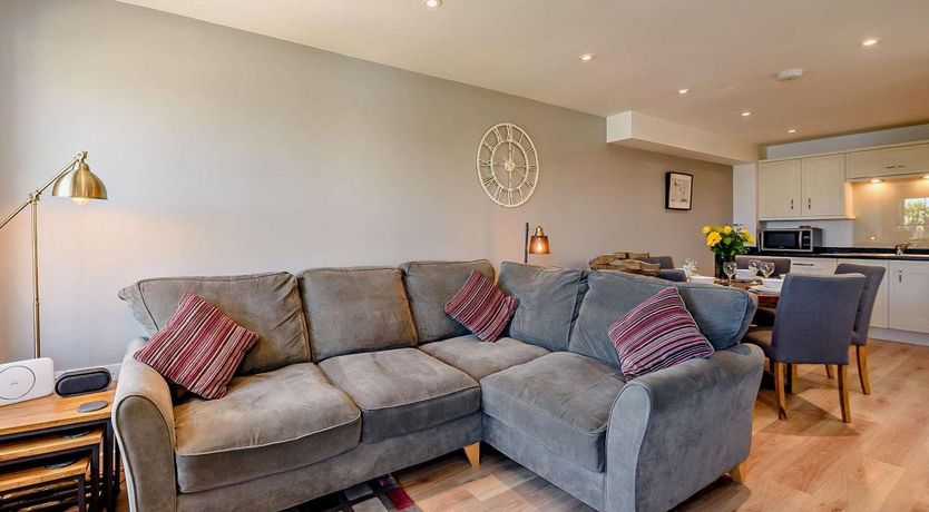 Photo of 3 Bed in Appledore